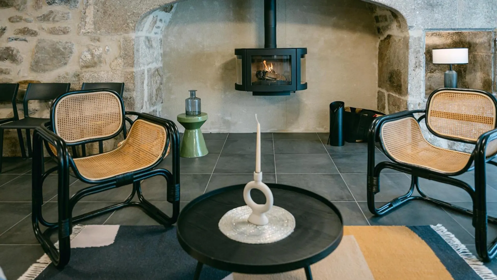 Logis Hotel Restaurant L'Argence Sainte-Genevieve-sur-Argence 法国