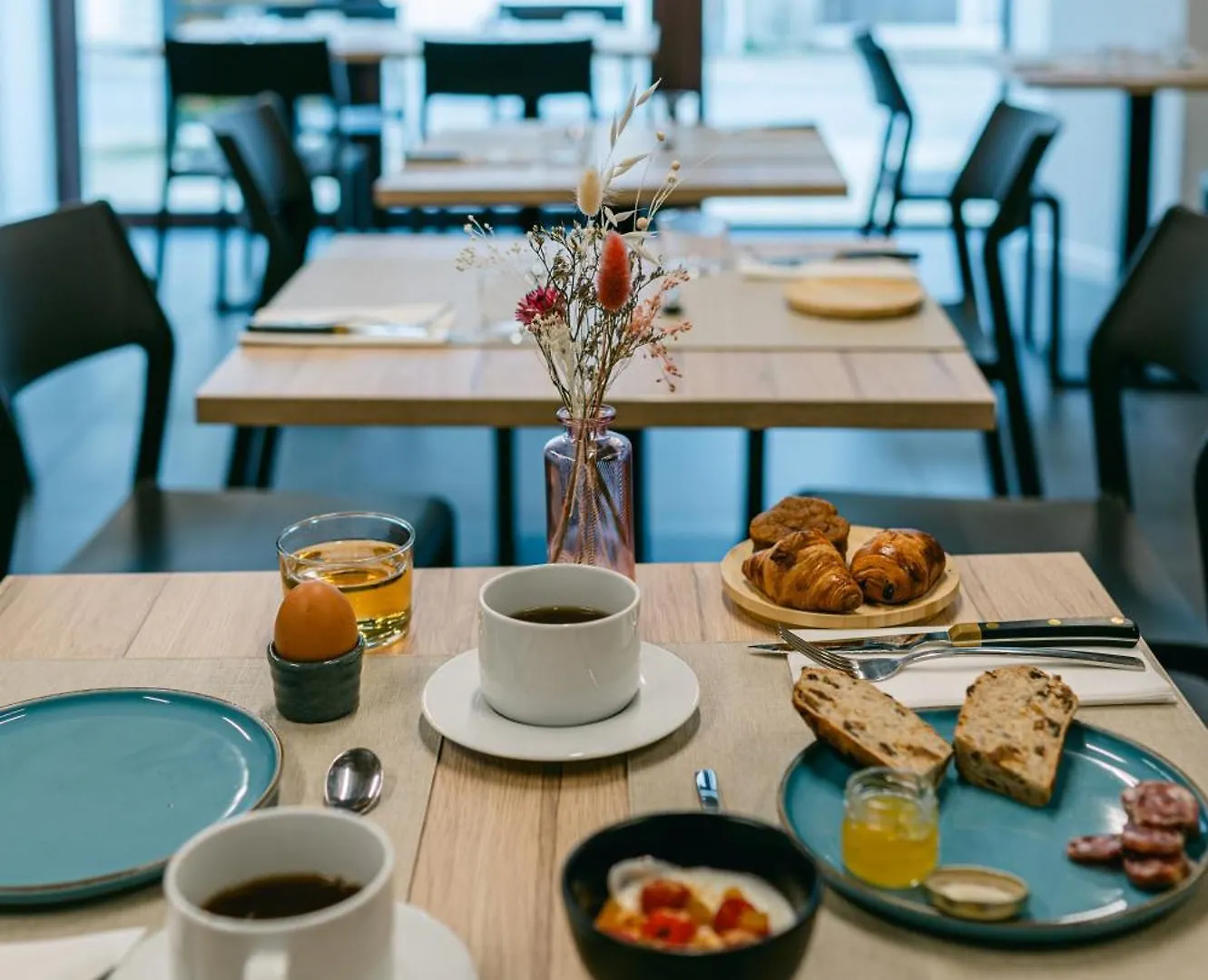 Logis Hotel Restaurant L'Argence Sainte-Genevieve-sur-Argence